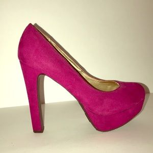 Mossimo Fuchsia Pumps Size 6.5